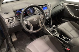 sininen Hyundai i30 5d 2013 kuva 7.