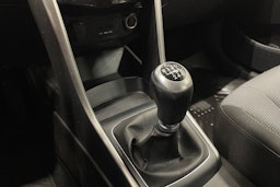 sininen Hyundai i30 5d 2013 kuva 18.