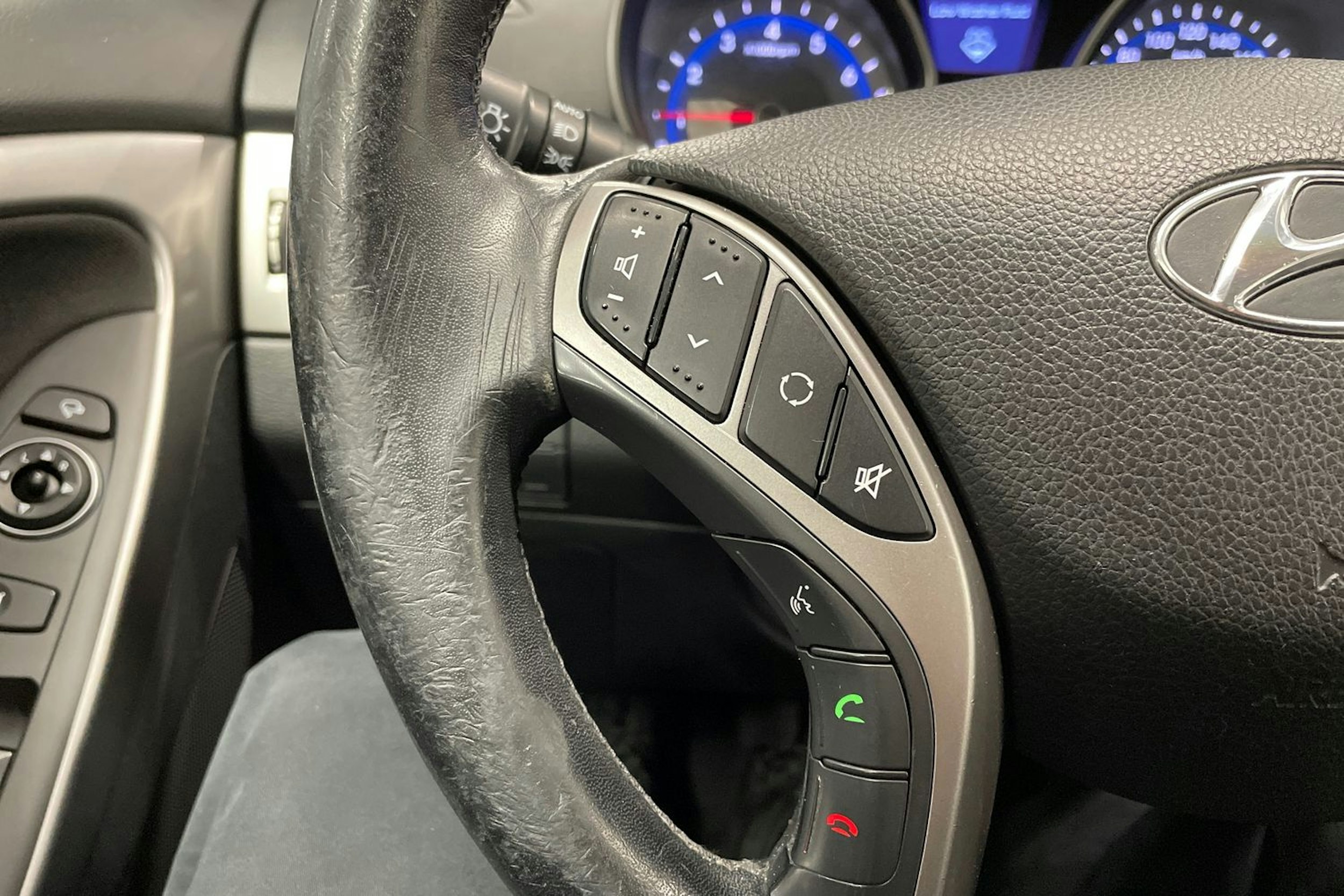 sininen Hyundai i30 5d 2013 kuva 20.