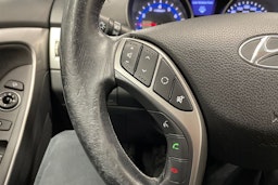 sininen Hyundai i30 5d 2013 kuva 20.