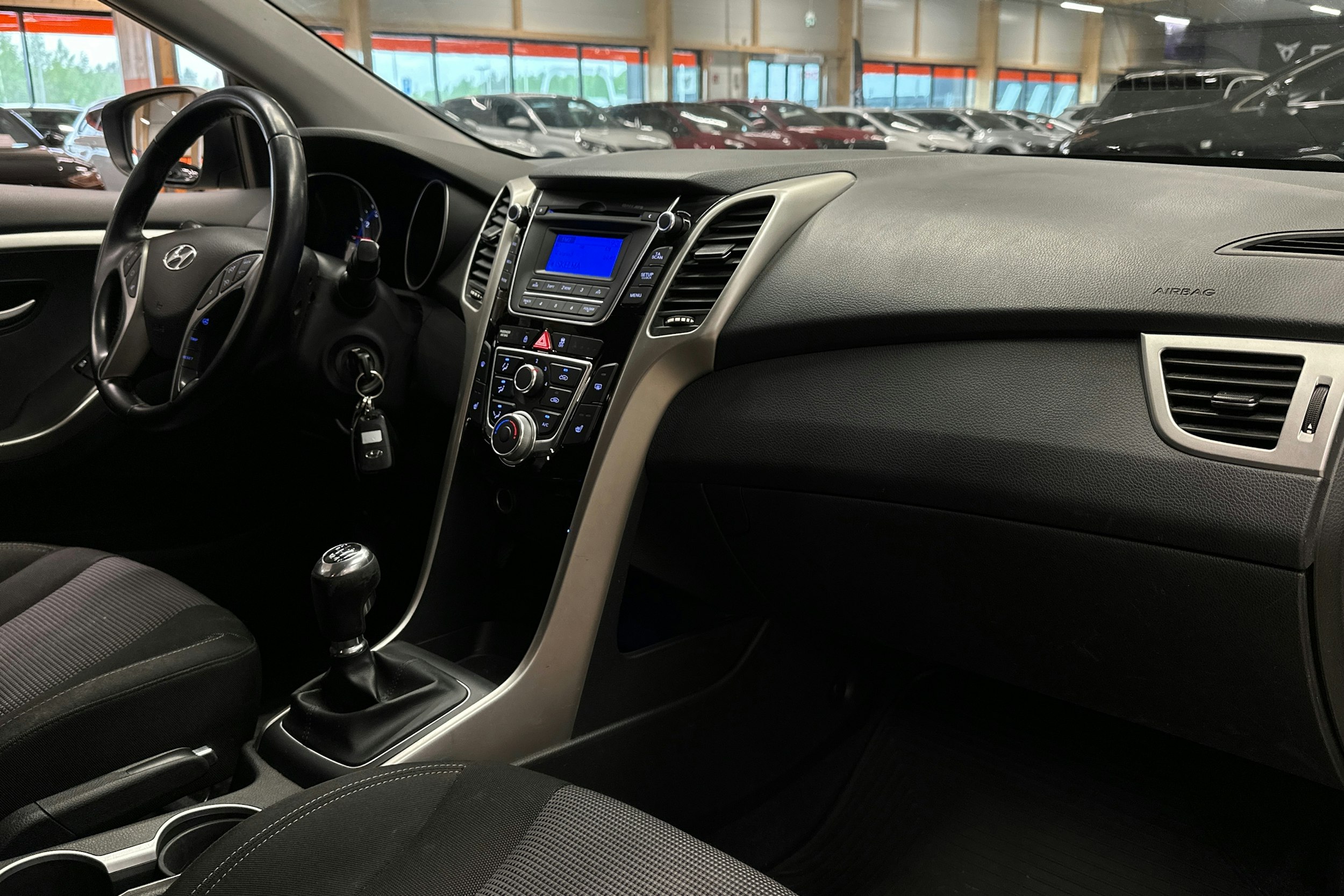 hopea Hyundai i30 5d 2015 kuva 12.