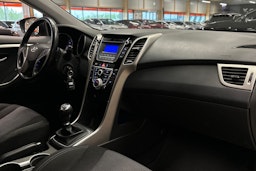 hopea Hyundai i30 5d 2015 kuva 12.