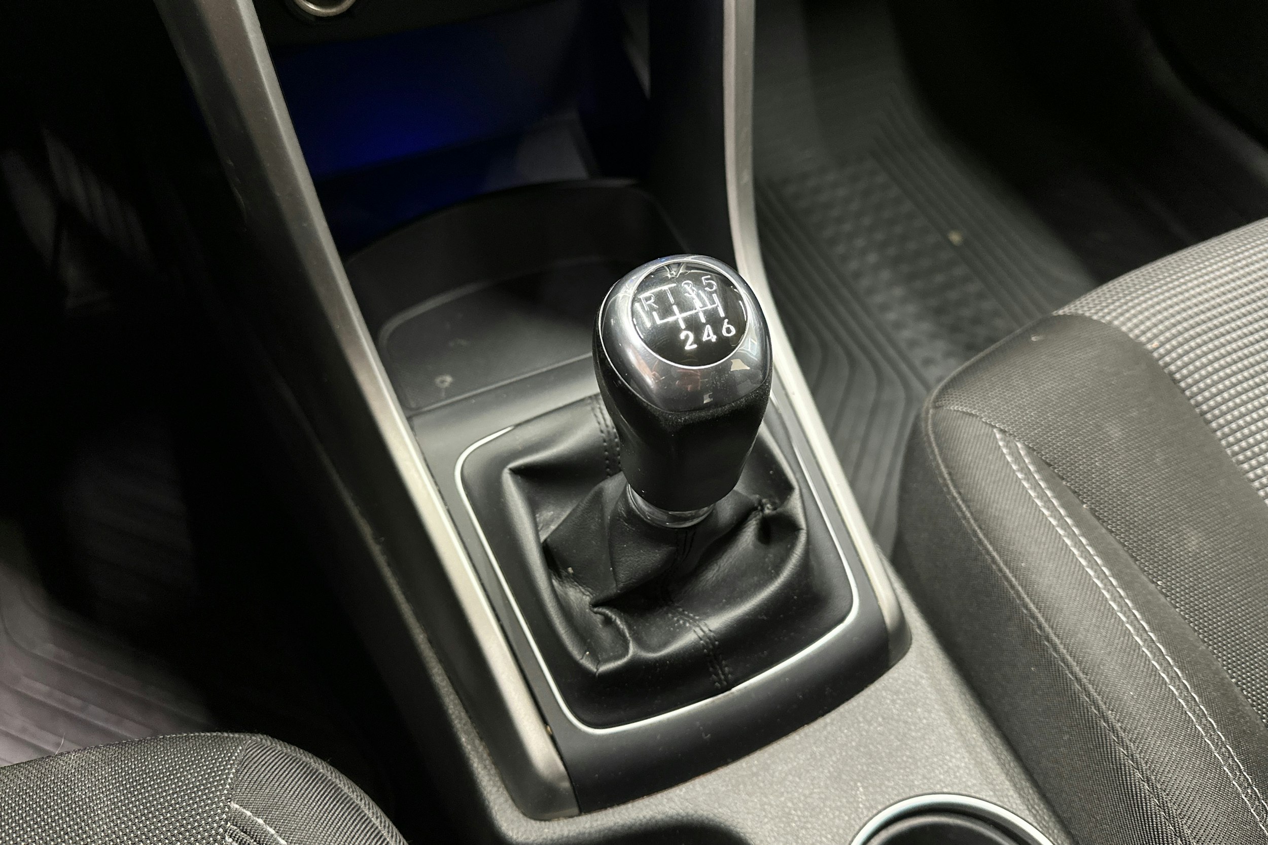 hopea Hyundai i30 5d 2015 kuva 19.
