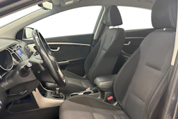 harmaa Hyundai i30 5d 2016 kuva 9.