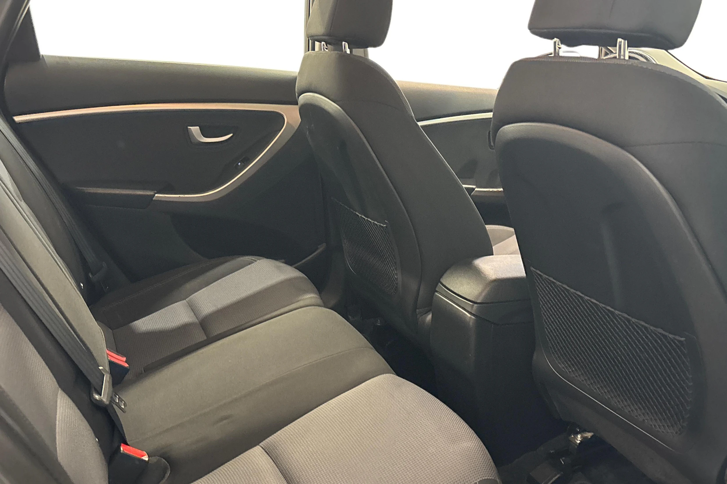 harmaa Hyundai i30 5d 2016 kuva 12.