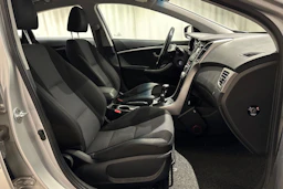 hopea Hyundai i30 5d 2017 kuva 13.
