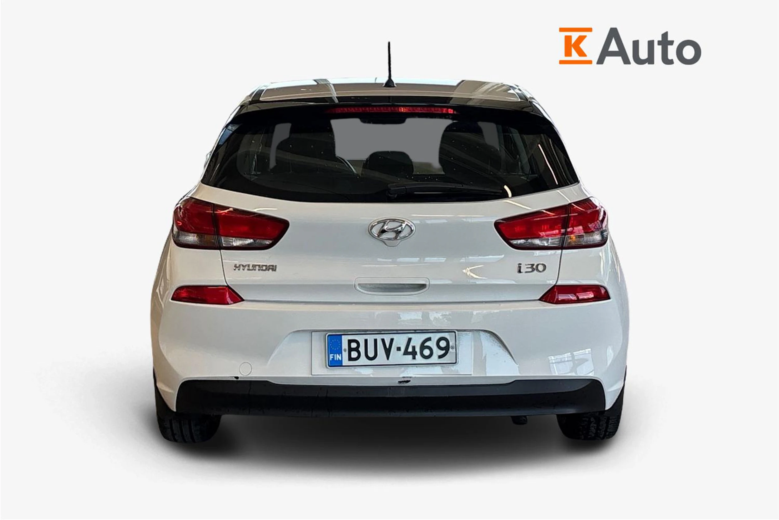 valkoinen Hyundai i30 5d 2017 kuva 4.