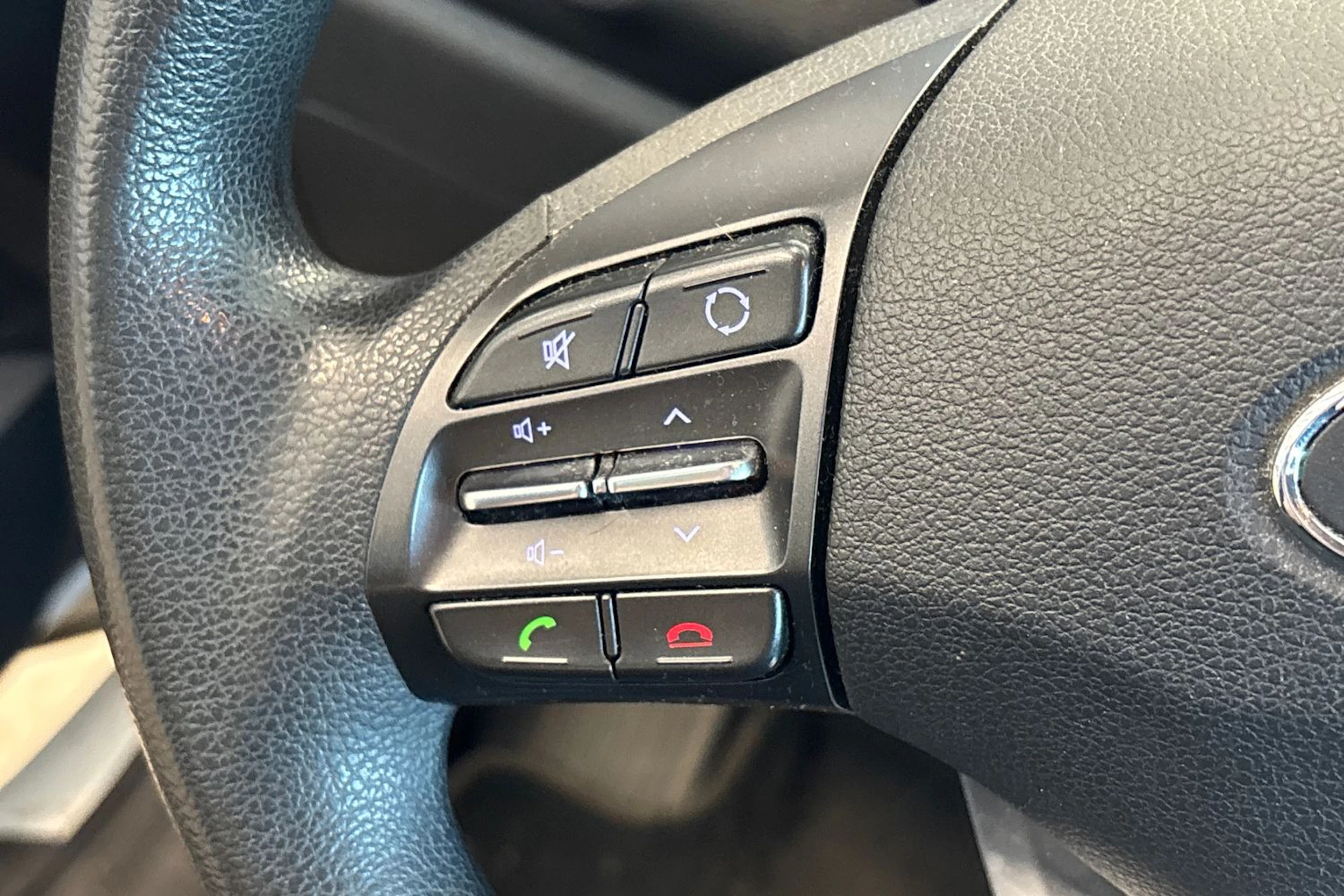 valkoinen Hyundai i30 5d 2017 kuva 40.