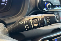 valkoinen Hyundai i30 5d 2017 kuva 43.