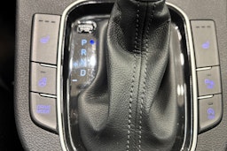 punainen Hyundai i30 5d 2017 kuva 24.