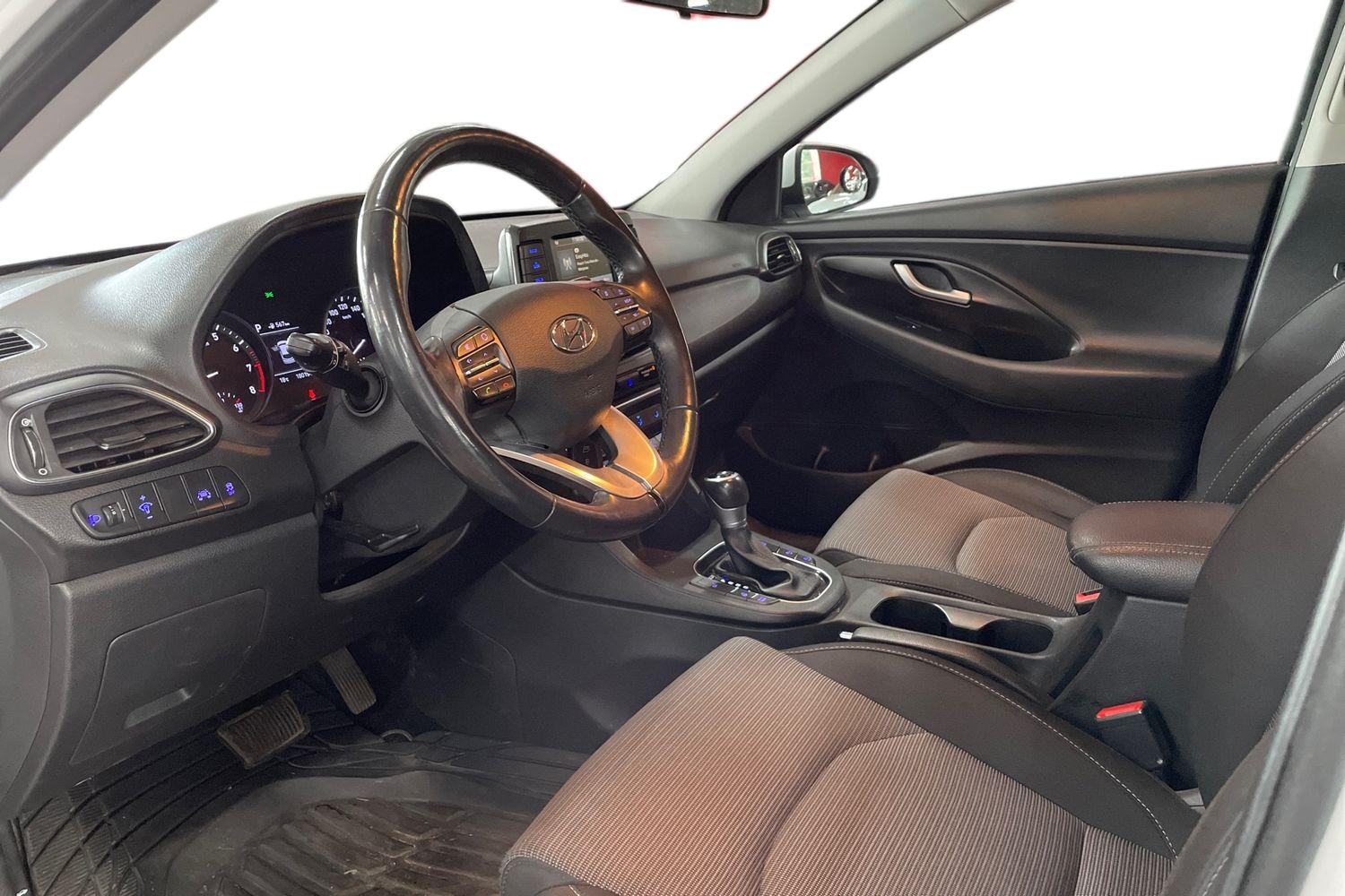 Hyundai i30 2018, kuva 6/16