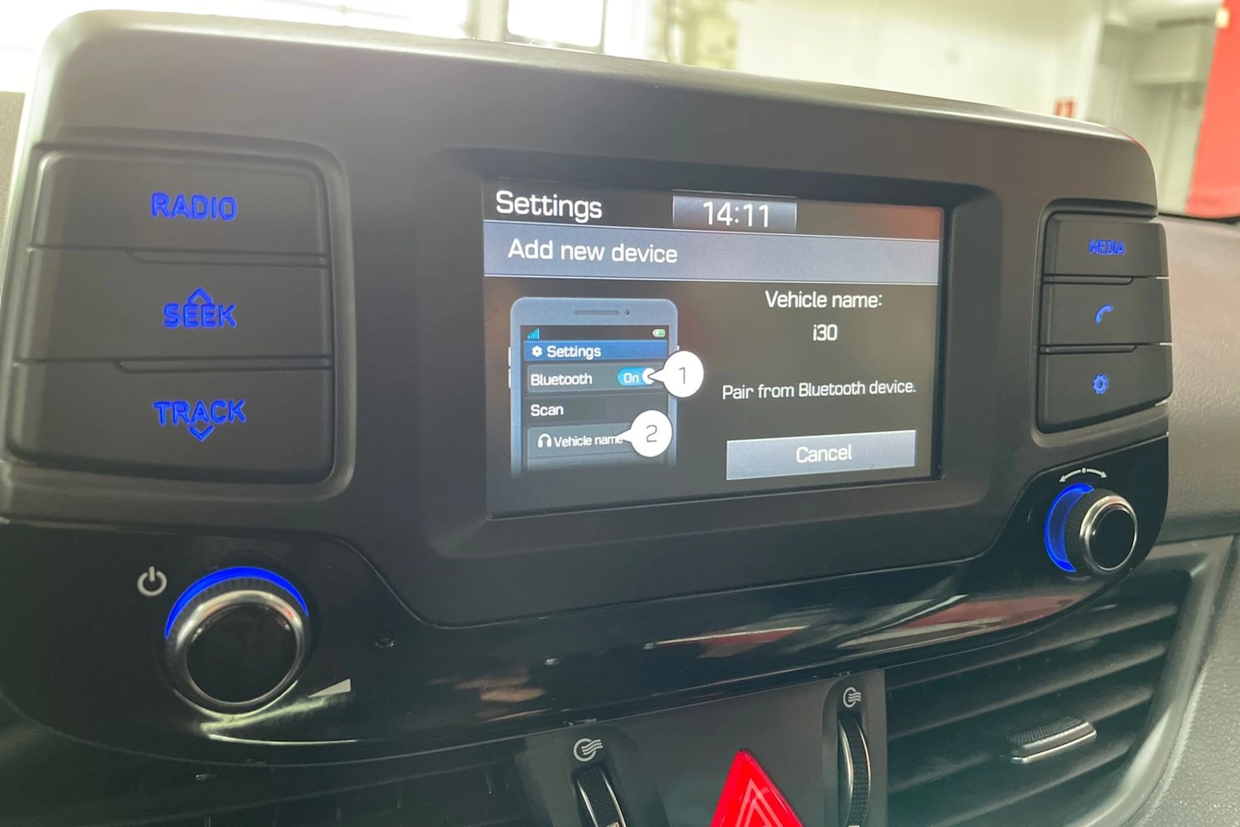 valkoinen Hyundai i30 5d 2017 kuva 14.