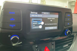 valkoinen Hyundai i30 5d 2017 kuva 14.