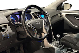 hopea Hyundai i30 5d 2017 kuva 6.