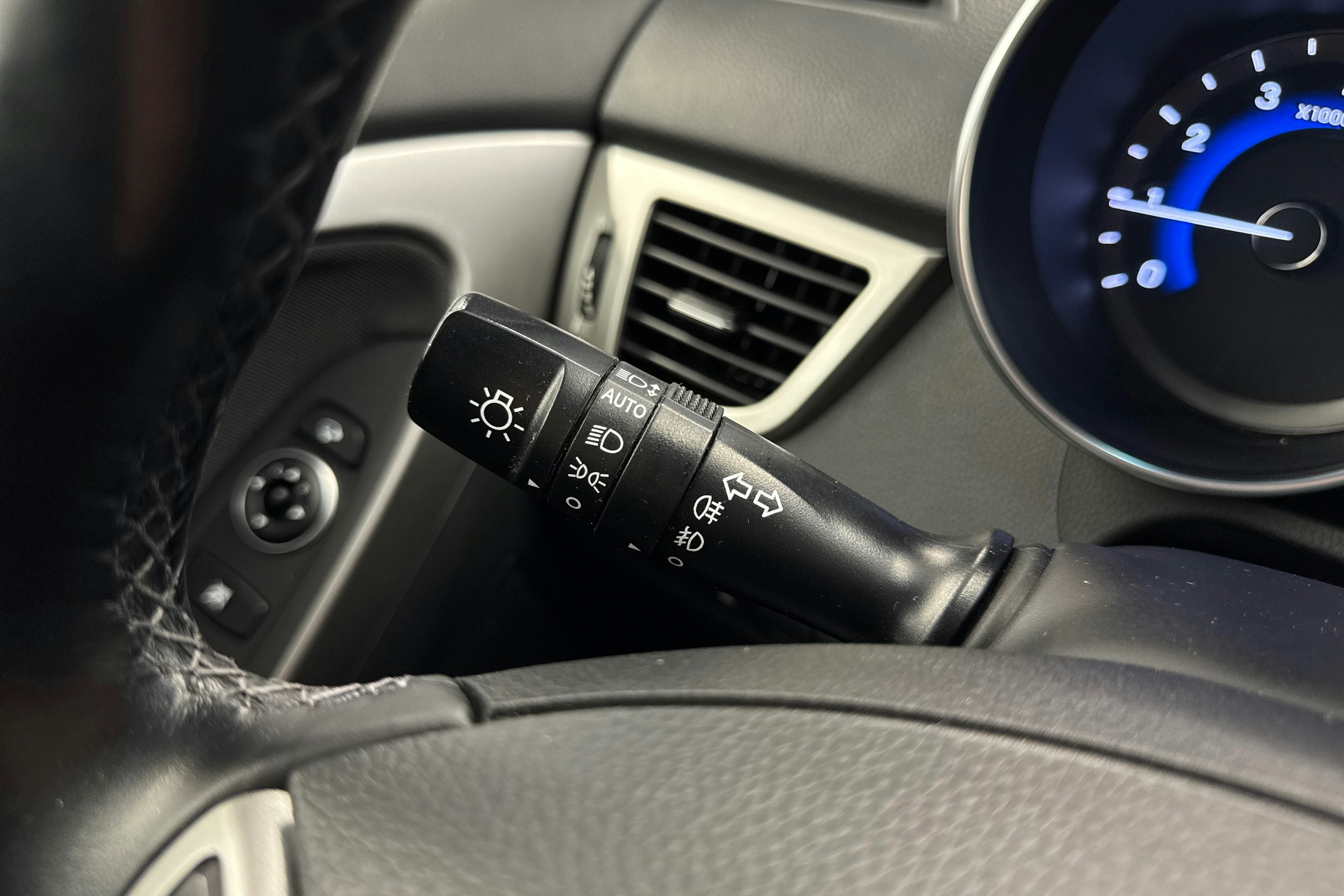 sininen Hyundai i30 5d 2017 kuva 23.