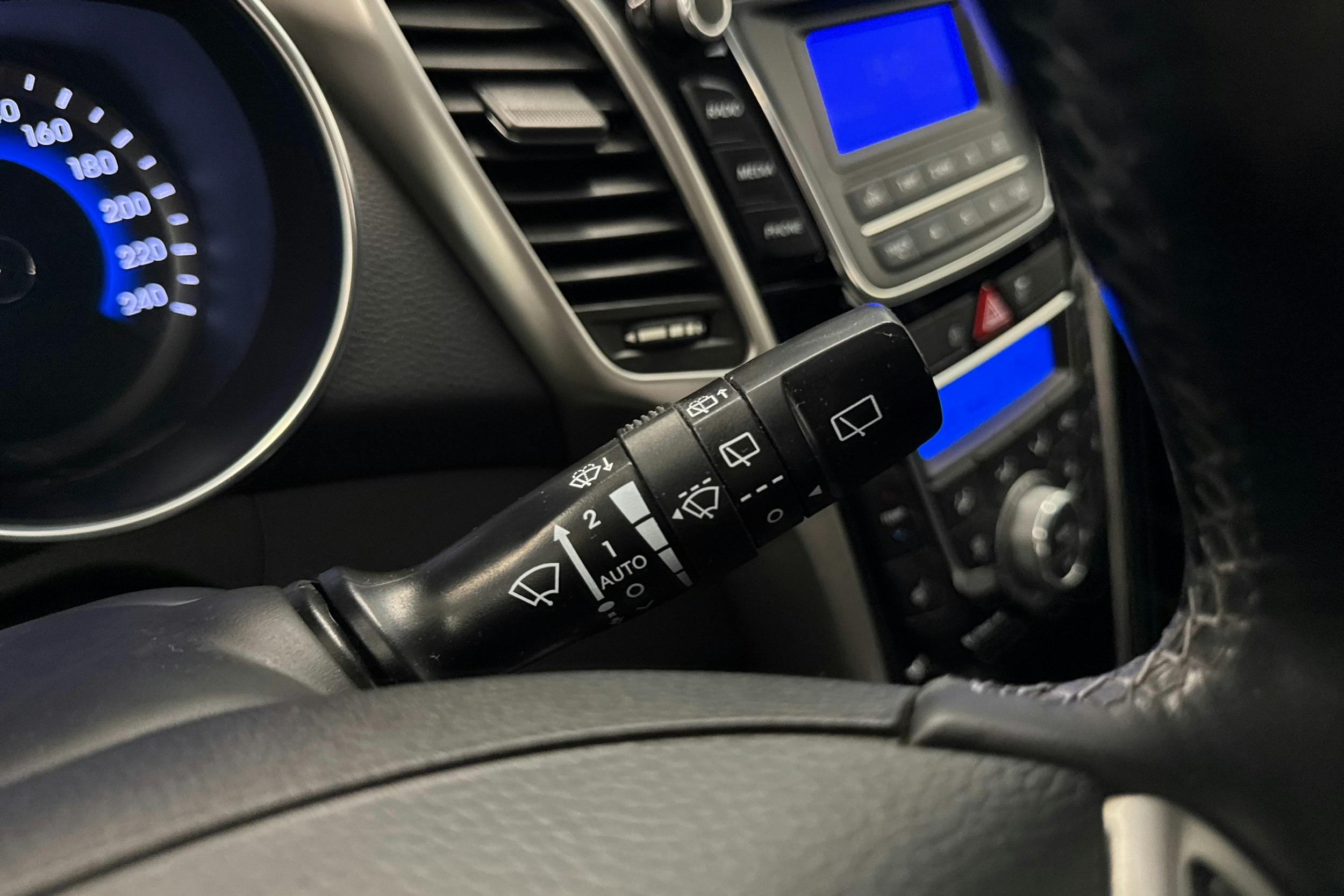 sininen Hyundai i30 5d 2017 kuva 24.