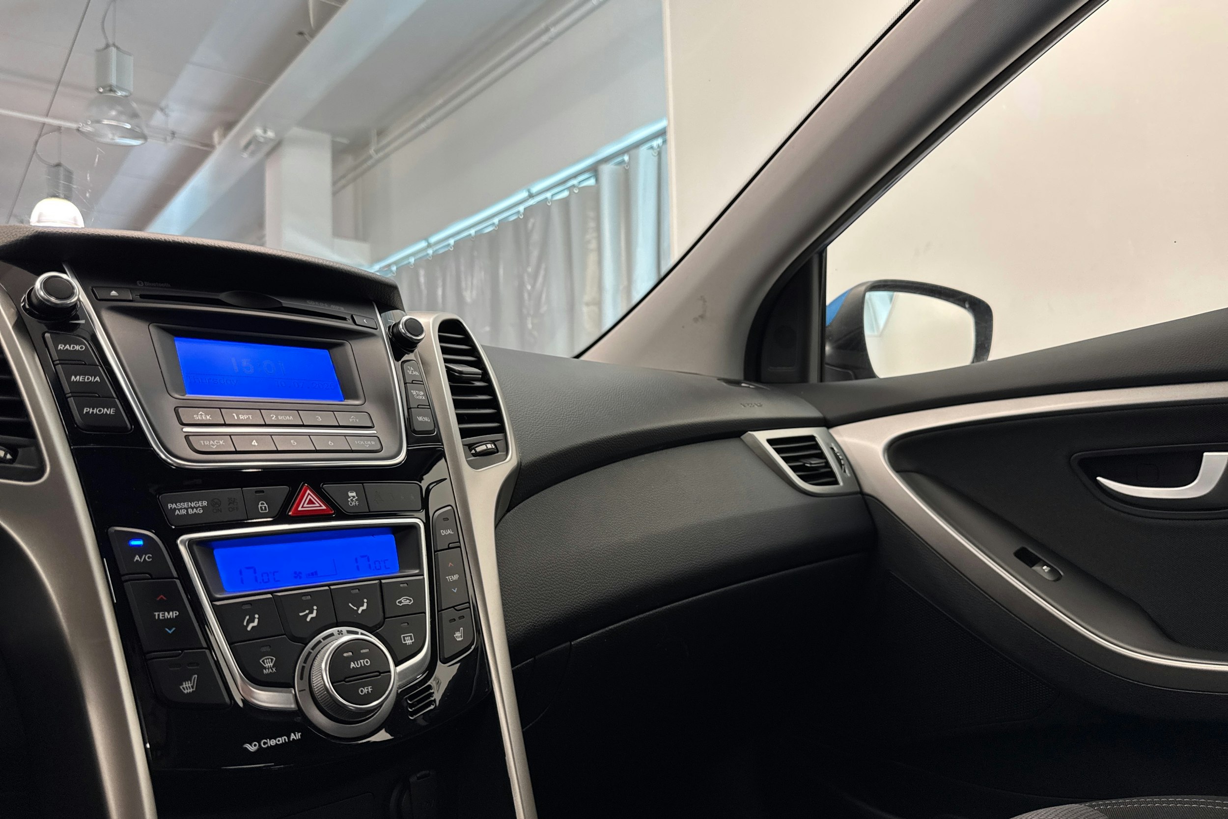 sininen Hyundai i30 5d 2017 kuva 27.