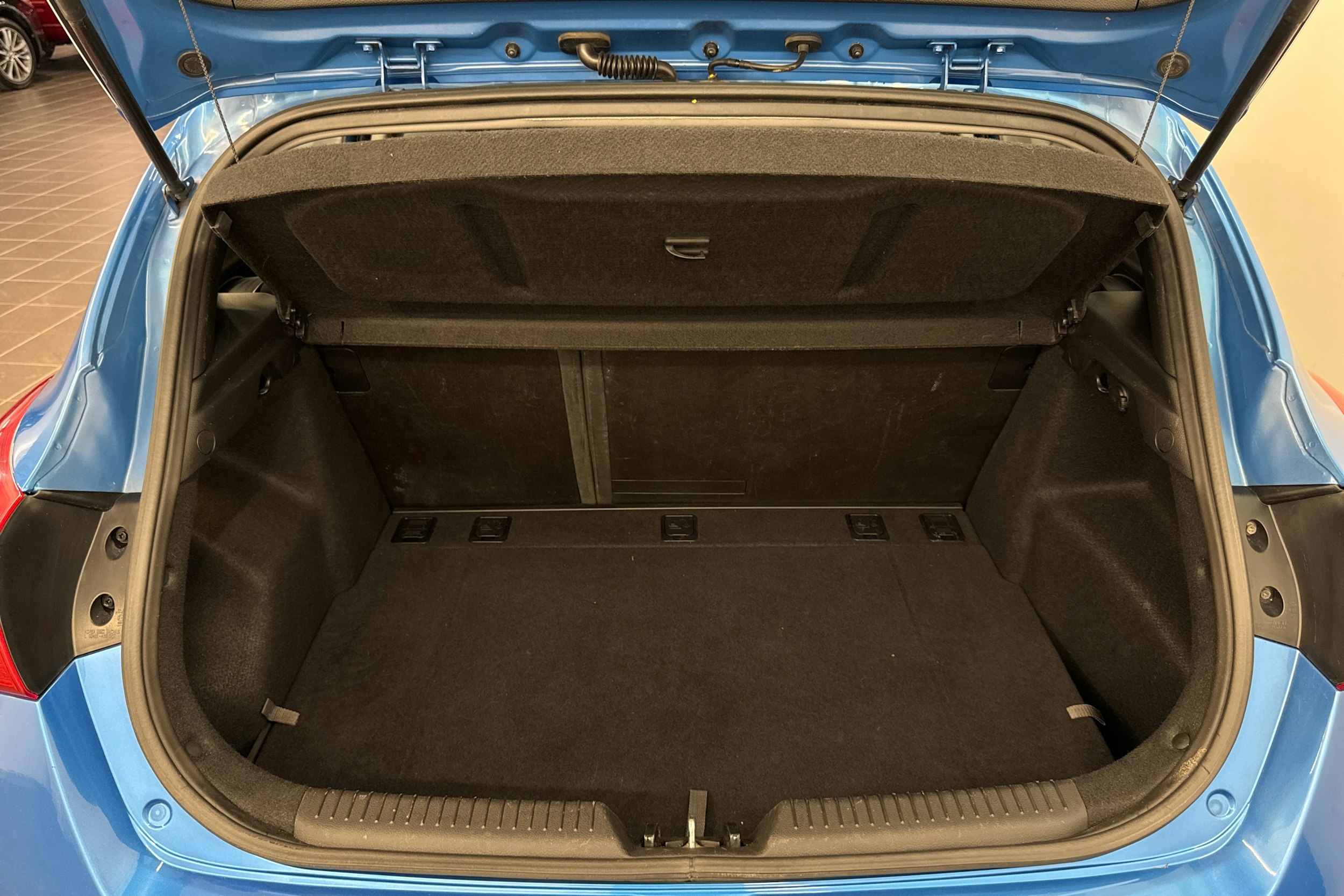 sininen Hyundai i30 5d 2017 kuva 31.