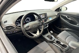 hopea Hyundai i30 5d 2018 kuva 3.