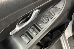 hopea Hyundai i30 5d 2018 kuva 16.