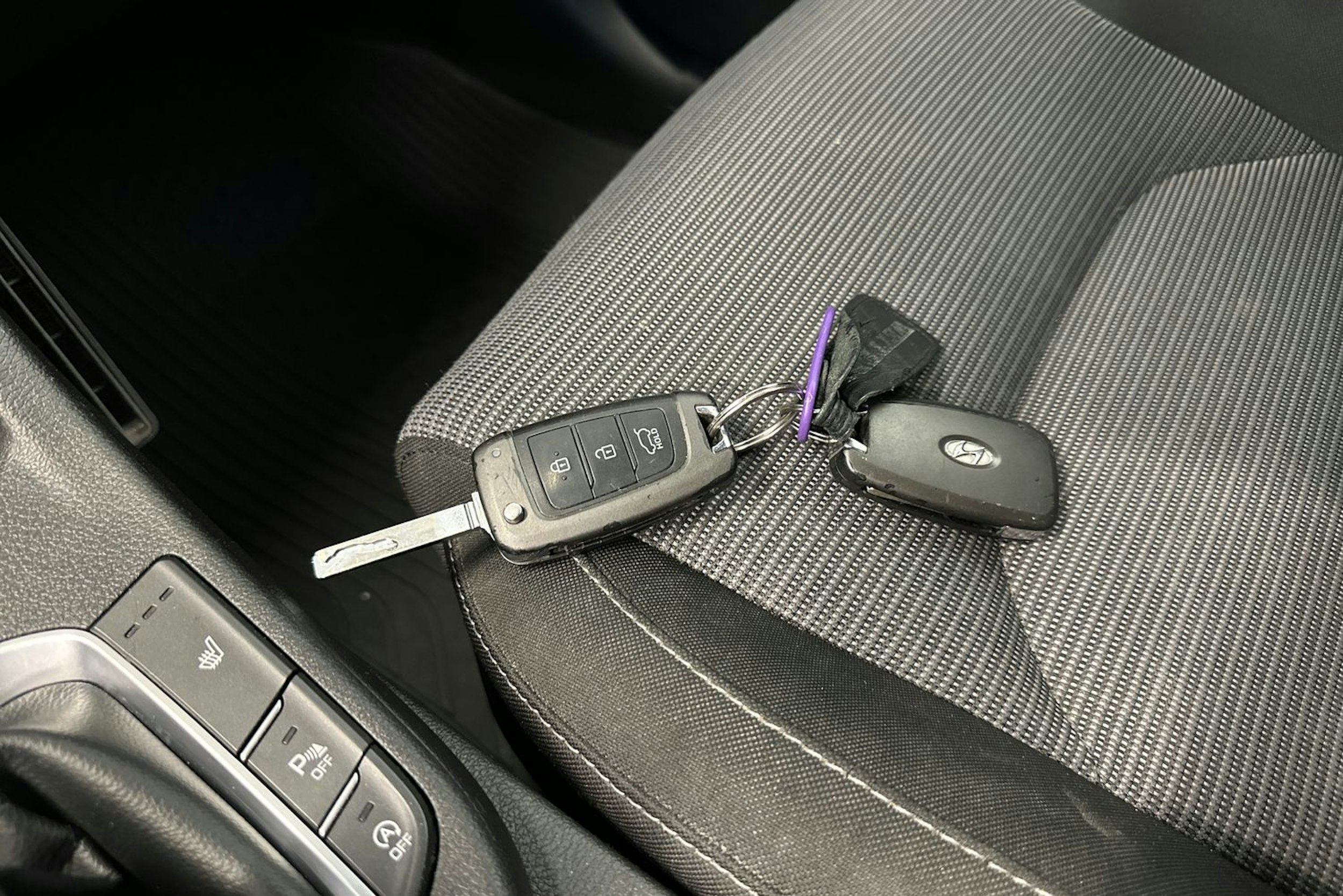 hopea Hyundai i30 5d 2018 kuva 24.