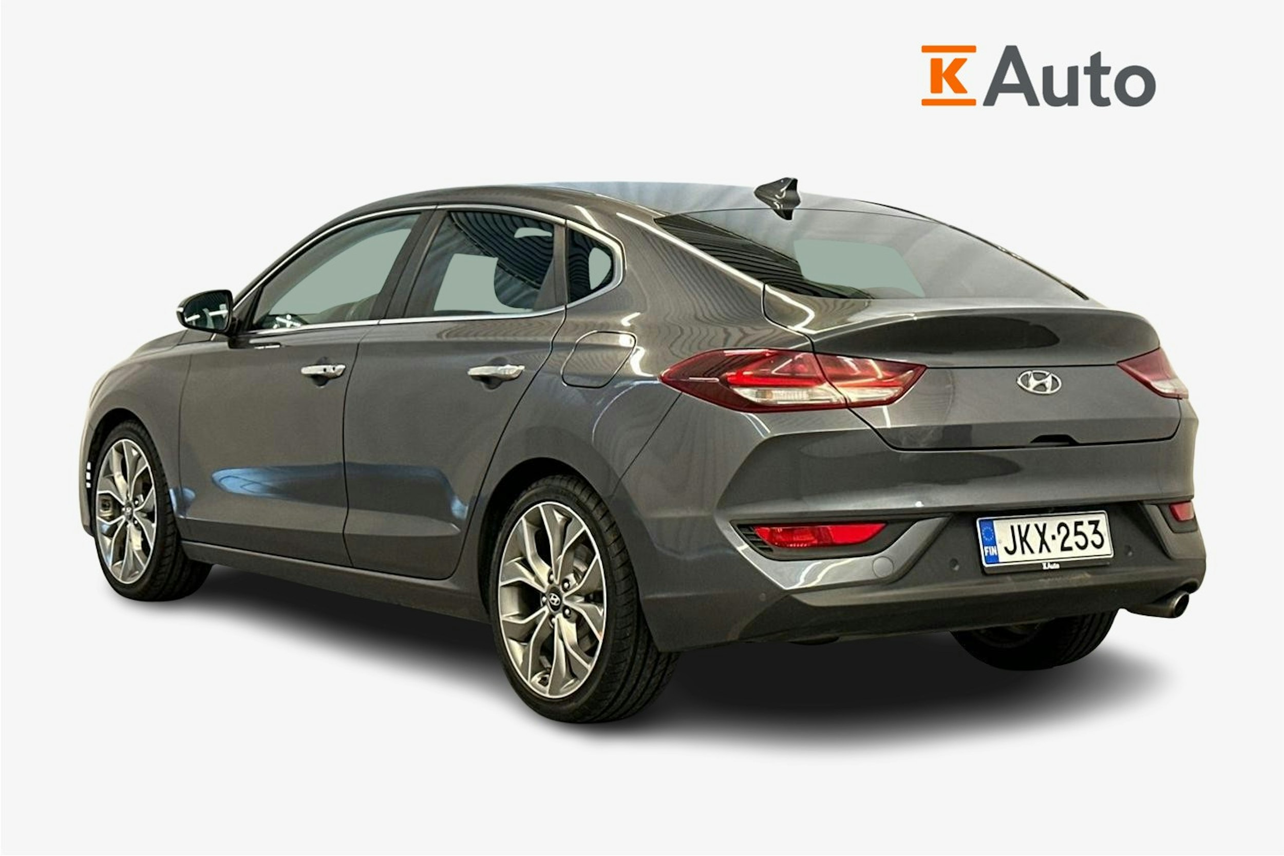 harmaa Hyundai i30 Fastback 2018 kuva 2.