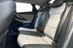 harmaa Hyundai i30 Fastback 2018 kuva 10.