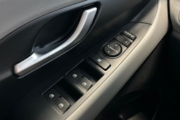 harmaa Hyundai i30 Fastback 2018 kuva 17.