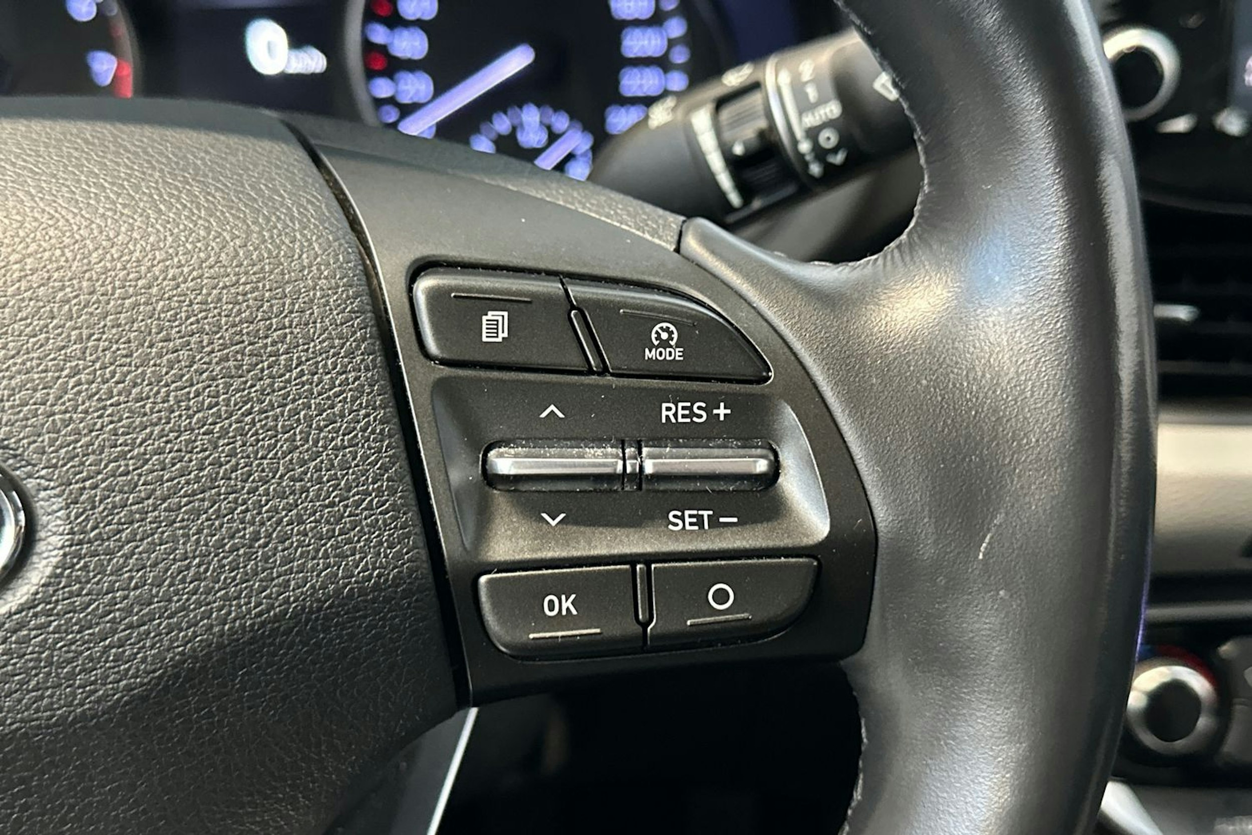 harmaa Hyundai i30 Fastback 2018 kuva 20.