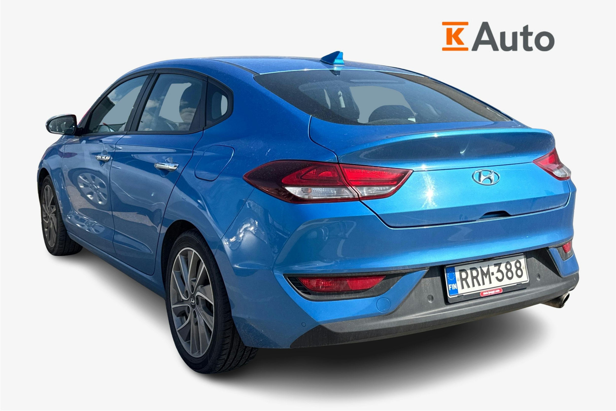 sininen Hyundai i30 Fastback 2018 kuva 2.