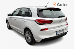 valkoinen Hyundai i30 Hatchback 2019 kuva 2.