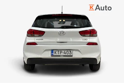valkoinen Hyundai i30 Hatchback 2019 kuva 4.