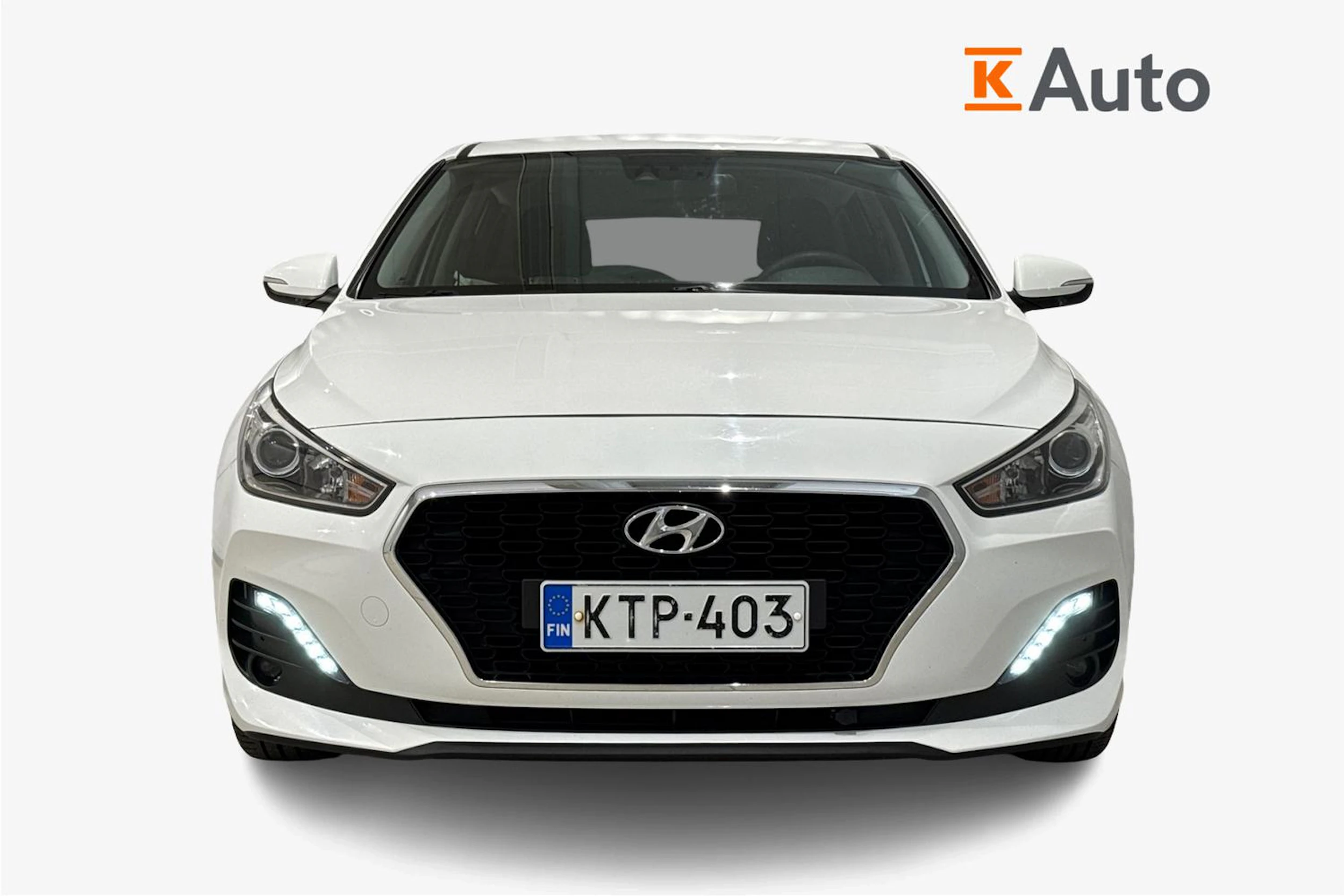 valkoinen Hyundai i30 Hatchback 2019 kuva 5.