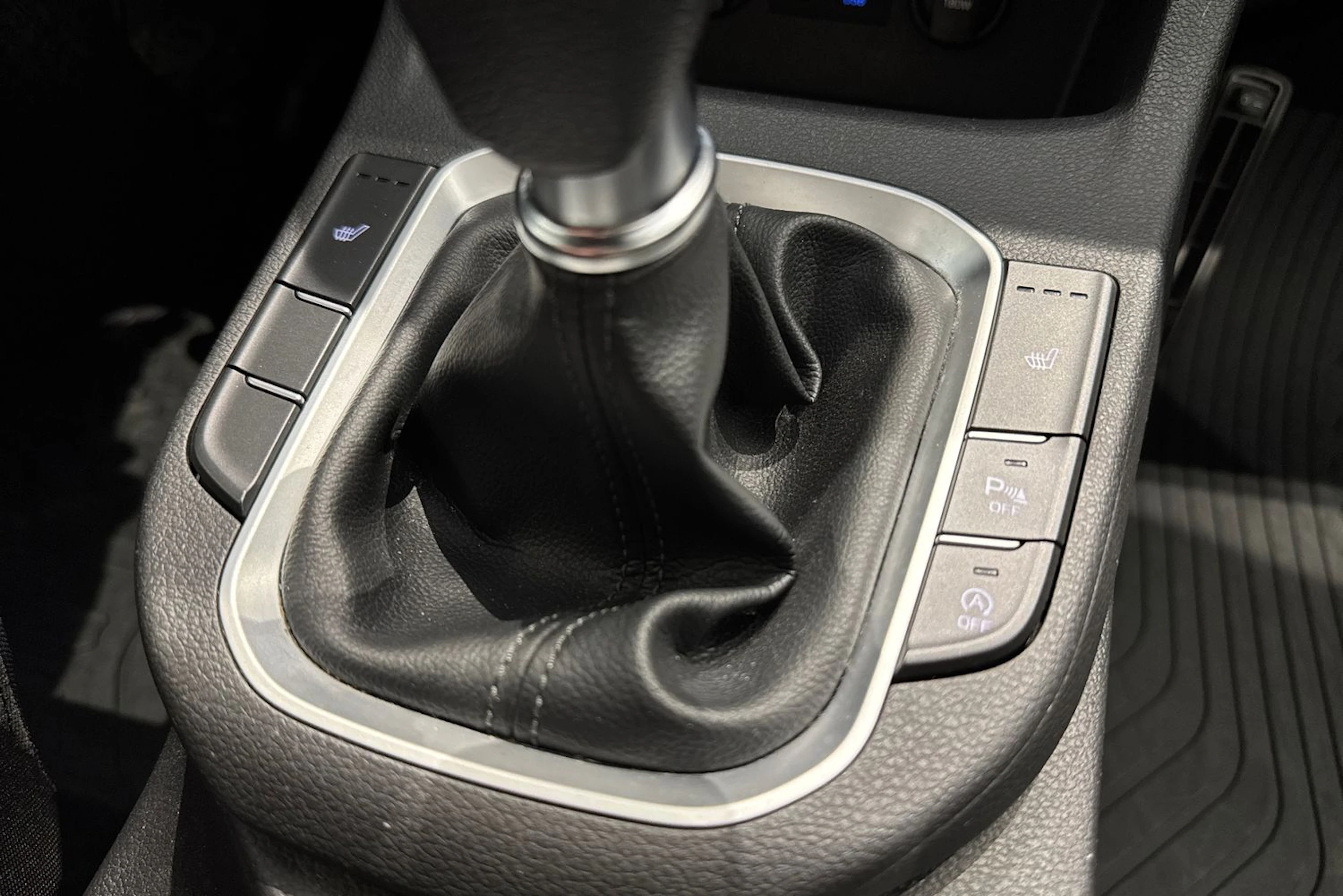 valkoinen Hyundai i30 Hatchback 2019 kuva 22.