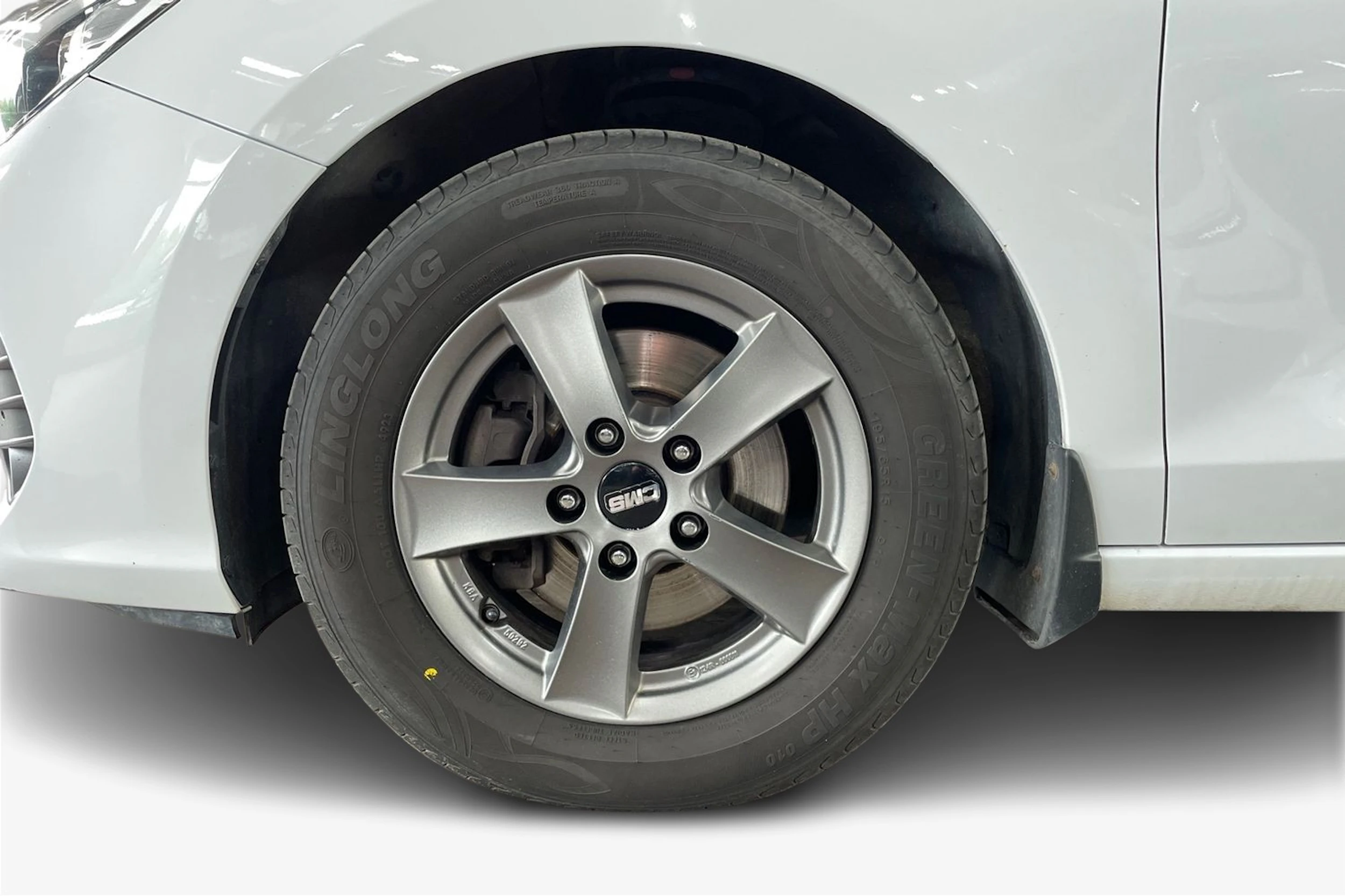 Valkoinen Hyundai i30 Hatchback 2020 kuva 9.