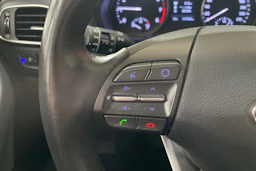 Valkoinen Hyundai i30 Hatchback 2020 kuva 12.