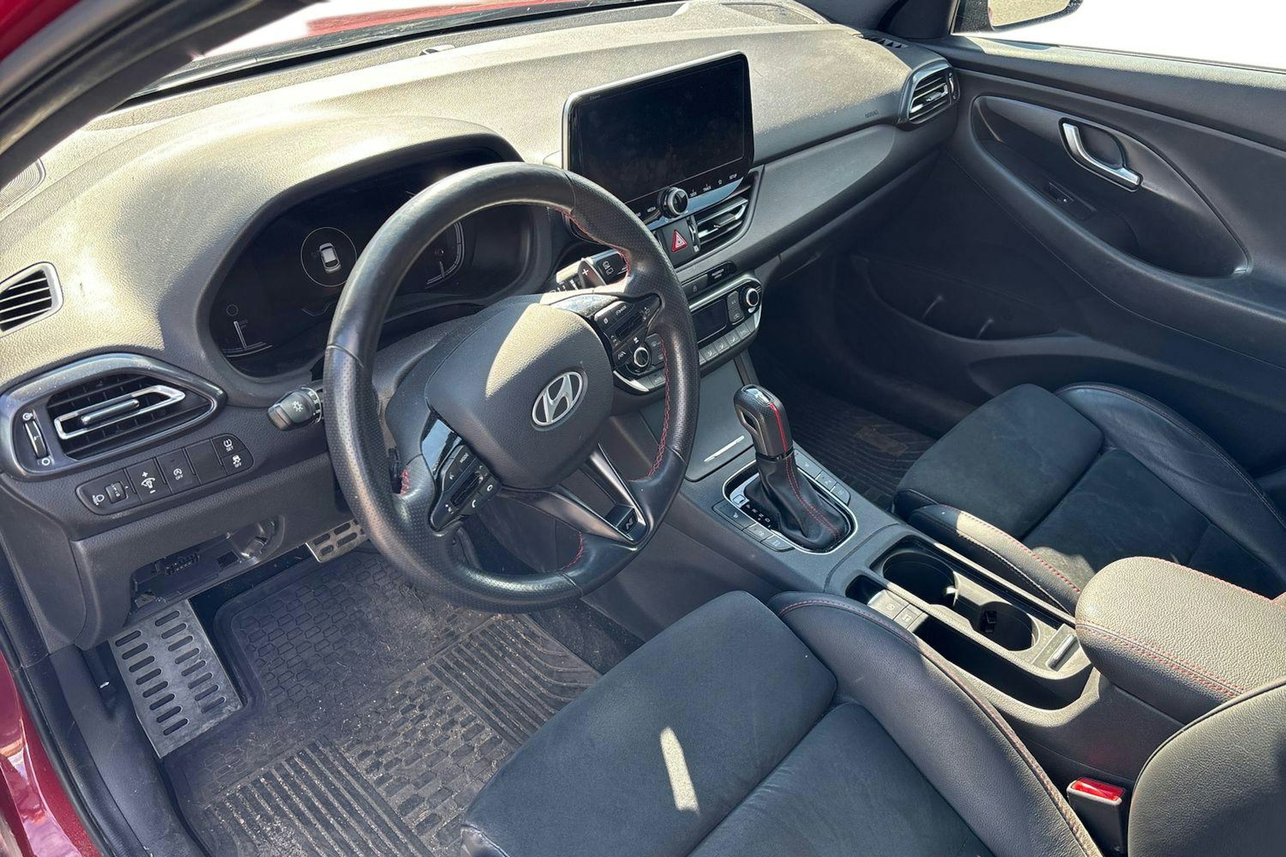 Punainen Hyundai i30 Hatchback 2021 kuva 3.
