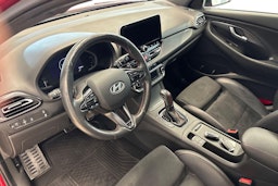 Punainen Hyundai i30 Hatchback 2021 kuva 6.