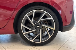 Punainen Hyundai i30 Hatchback 2021 kuva 10.
