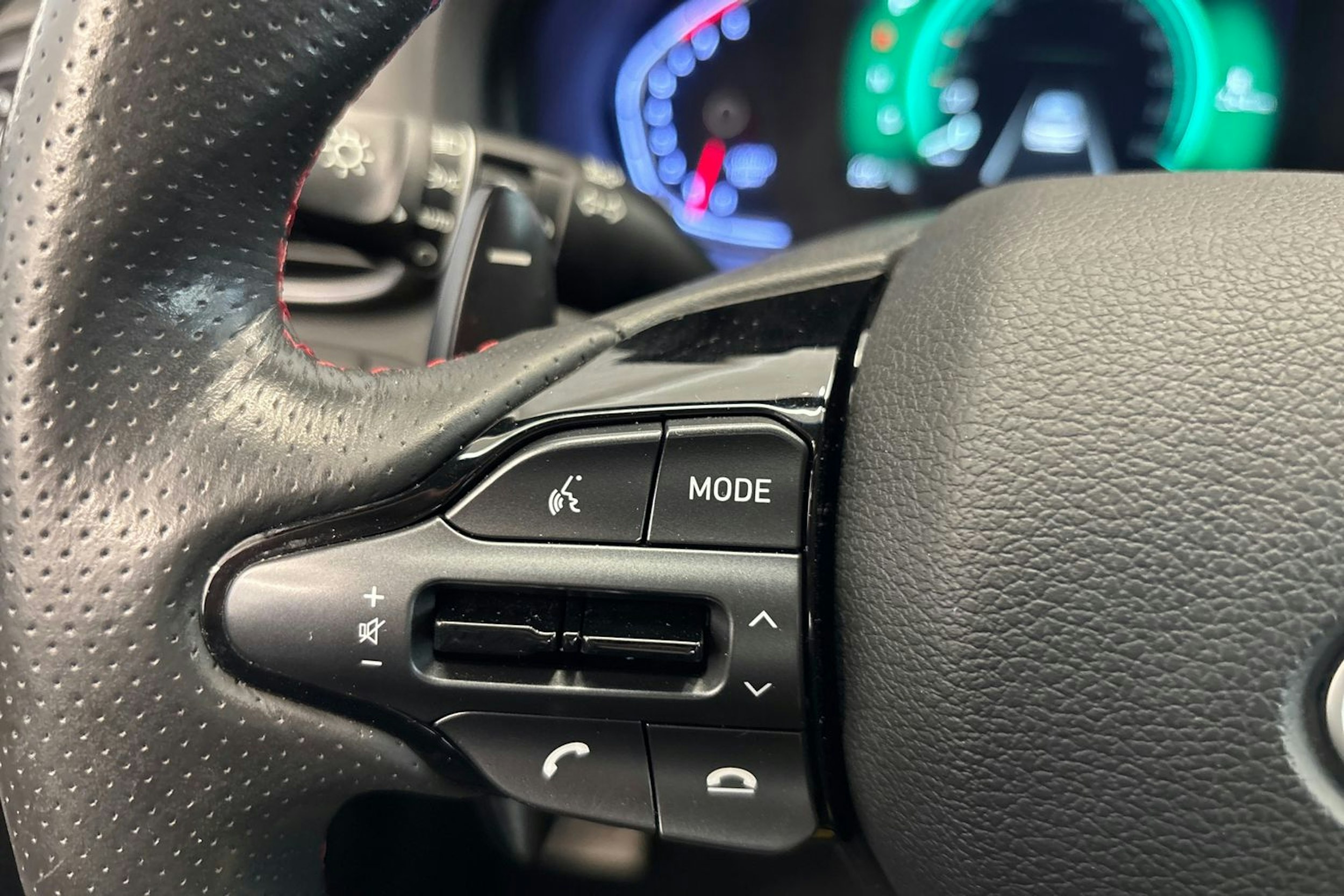 Punainen Hyundai i30 Hatchback 2021 kuva 19.