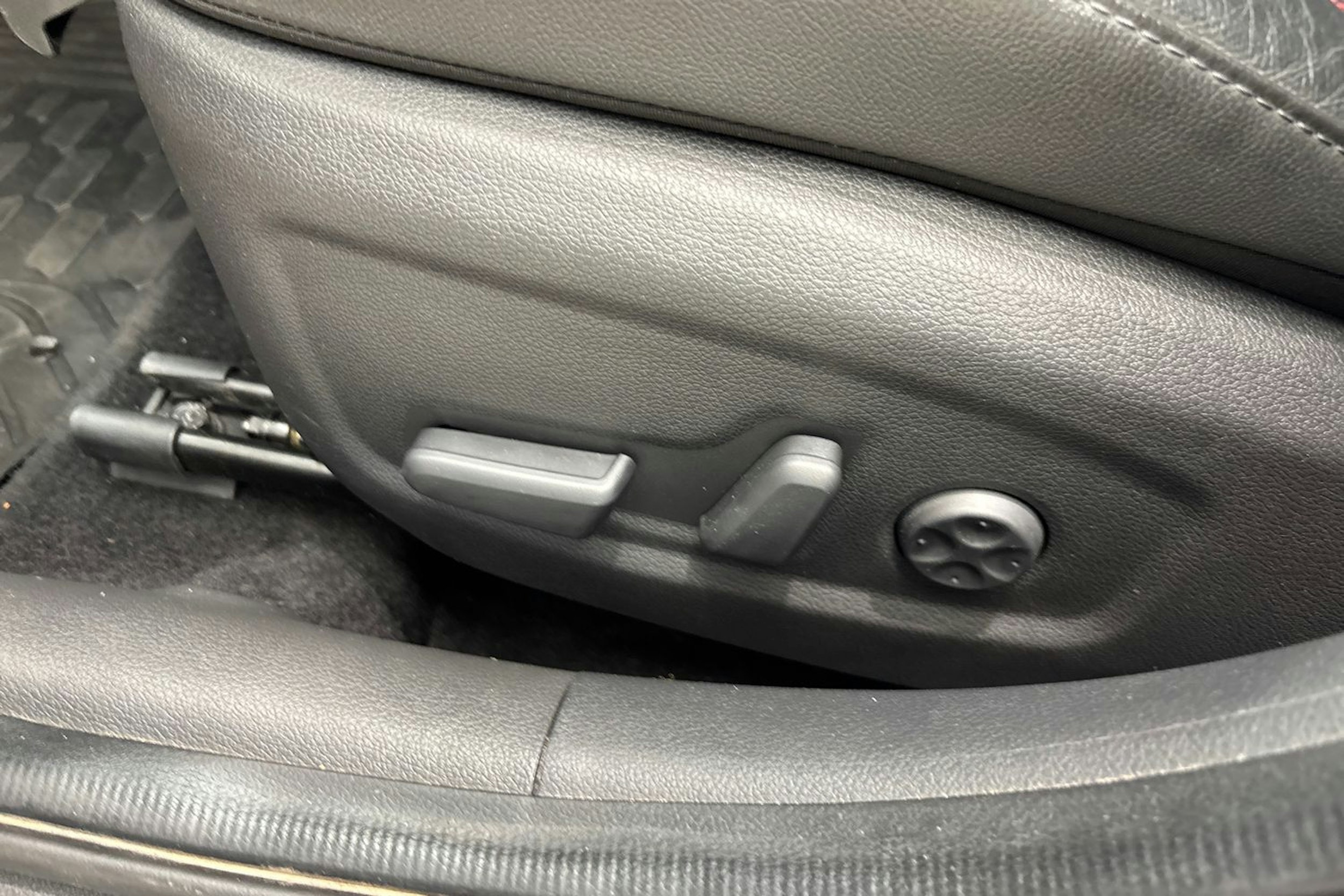 Punainen Hyundai i30 Hatchback 2021 kuva 27.