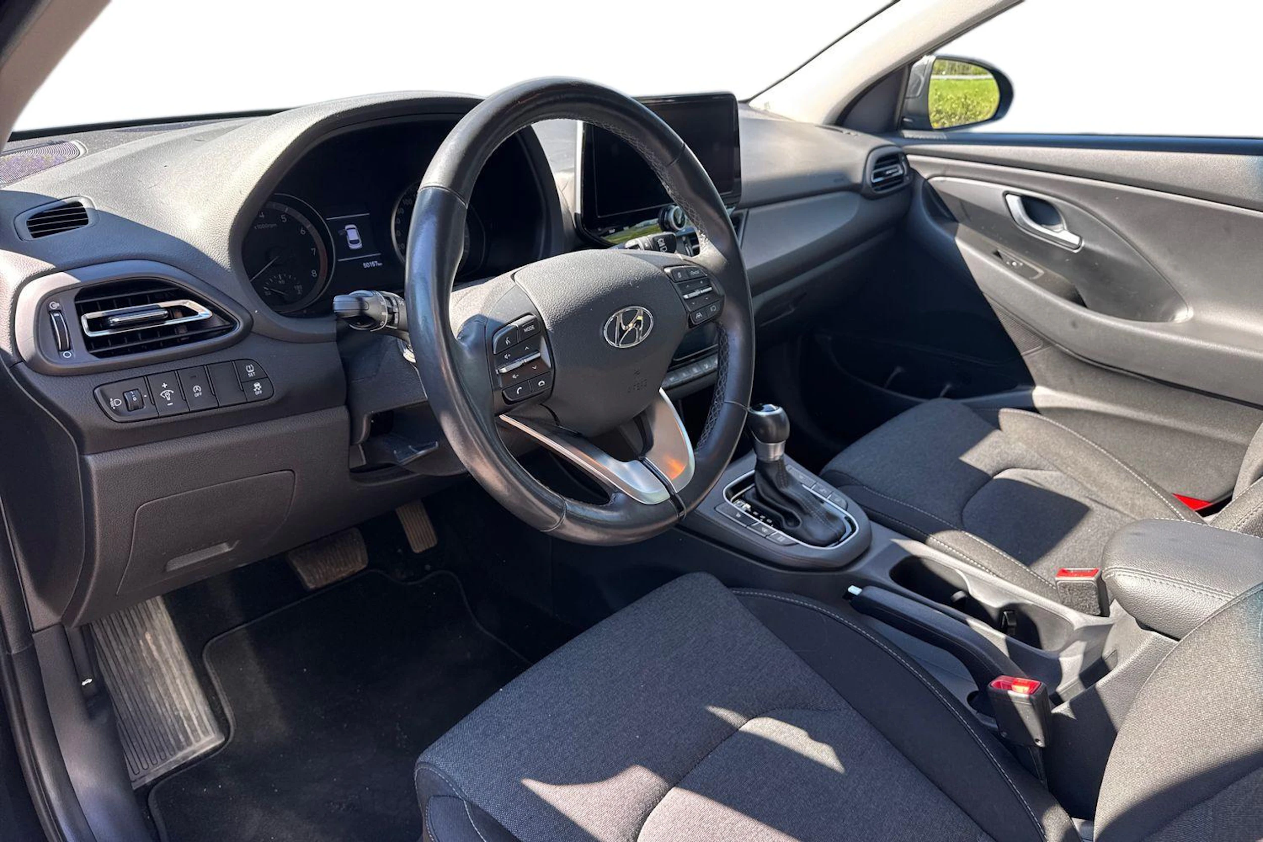 harmaa Hyundai i30 Hatchback 2021 kuva 3.