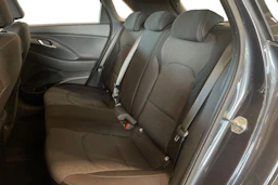 harmaa Hyundai i30 2021 kuva 11.