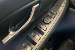 harmaa Hyundai i30 2021 kuva 20.