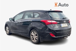 Musta Hyundai i30 Wagon 2013 kuva 2.
