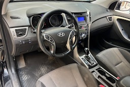 musta Hyundai i30 Wagon 2014 kuva 6.