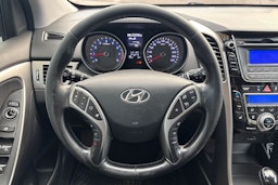 musta Hyundai i30 Wagon 2014 kuva 14.