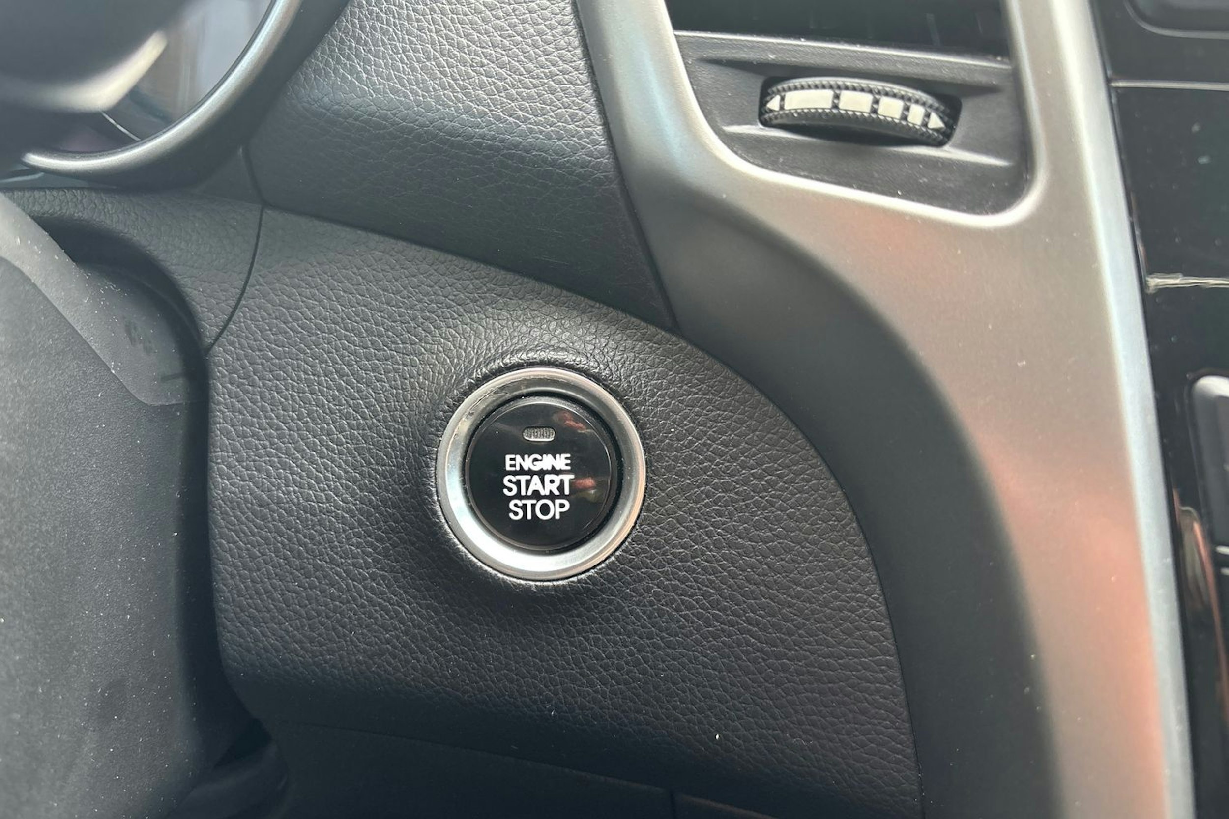 musta Hyundai i30 Wagon 2014 kuva 16.
