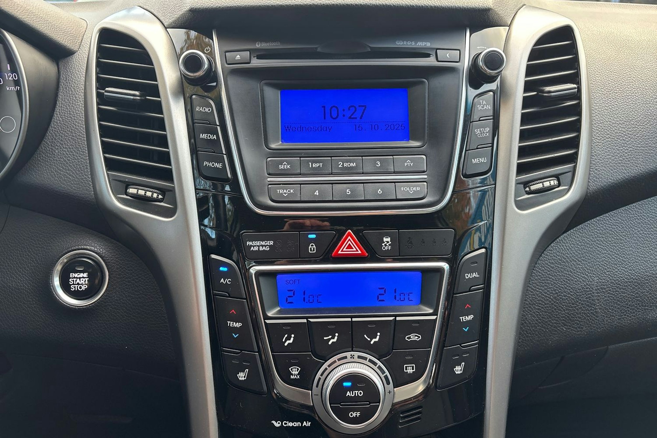 musta Hyundai i30 Wagon 2014 kuva 17.