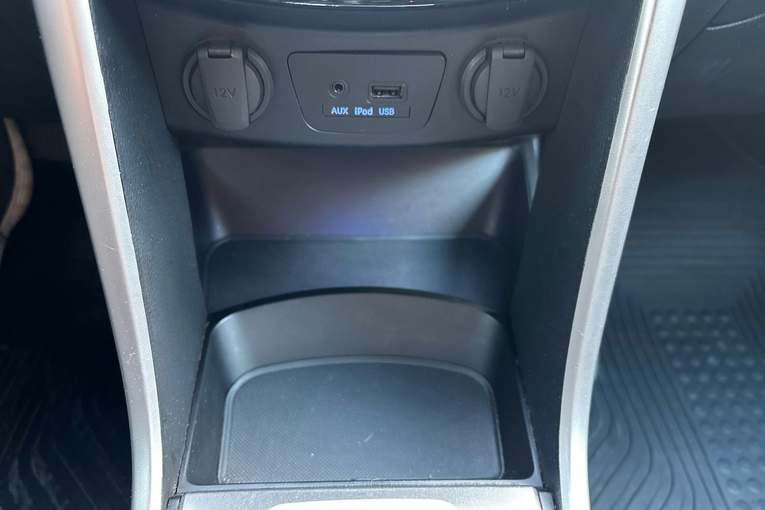 musta Hyundai i30 Wagon 2014 kuva 19.